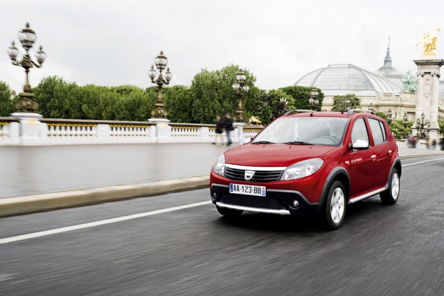  Dacia Sandero Stepway 2009 года  (фото 24 из 45)